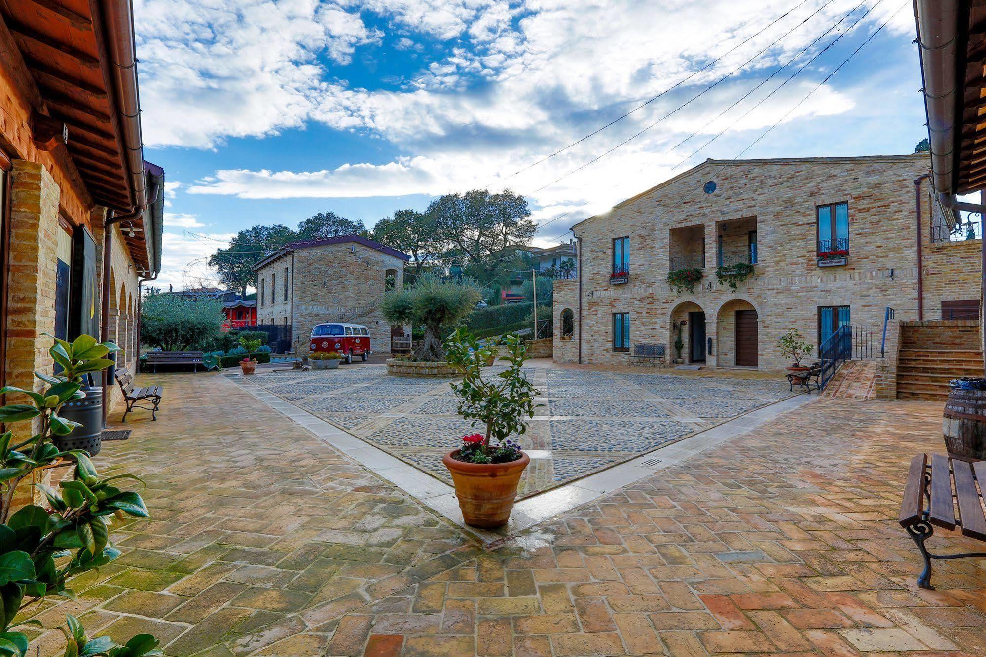 Agriturismo Il Sapore Della Luna Hostal Monteprandone Exterior foto